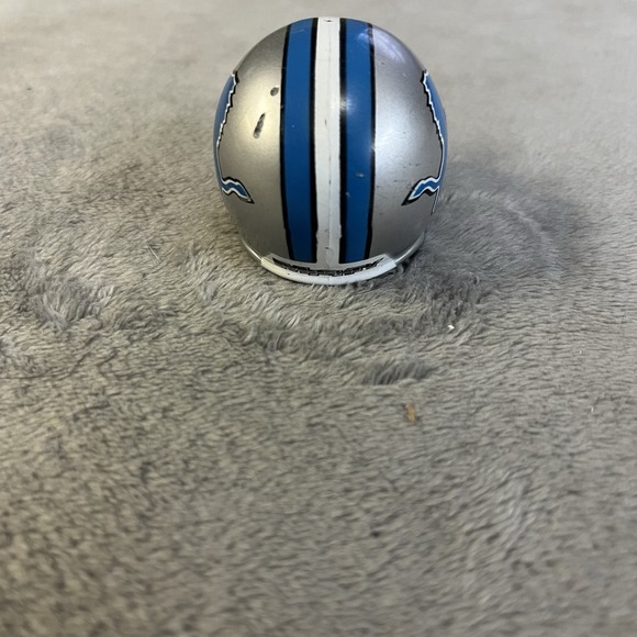 Detroit Lions MIGHTY RACERS Replacement MINI Football HELMET Cake Topper - Picture 4 of 4